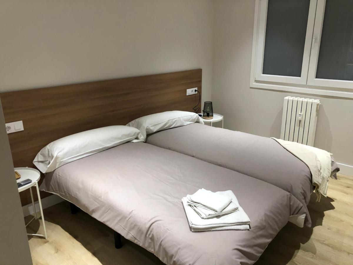 Pension La Castellana Логроньо Экстерьер фото